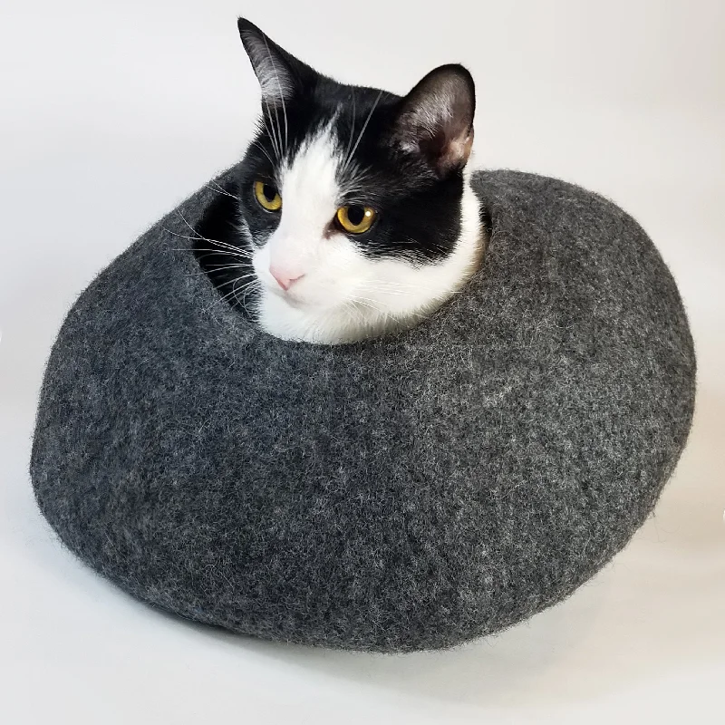 Heathered Gray Cat Cave | Pet Bed